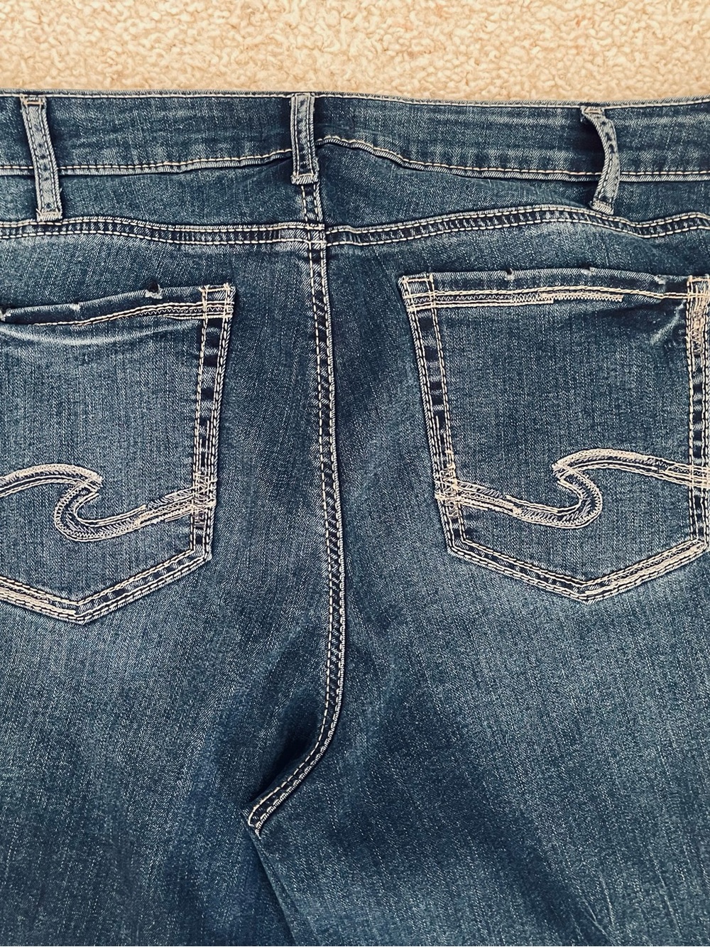 Silver Jeans SUKI High Straight Women's Sz 24 L 33 Actual W44 L33 Rise 13